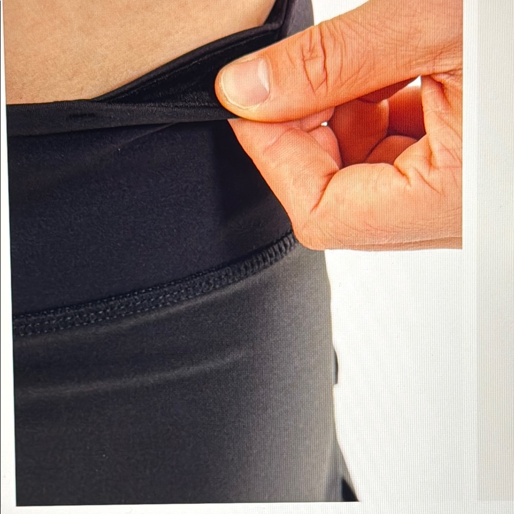 Lululemon Run- Pace Setter Skirt Sz6 Black - Picture 5 of 14